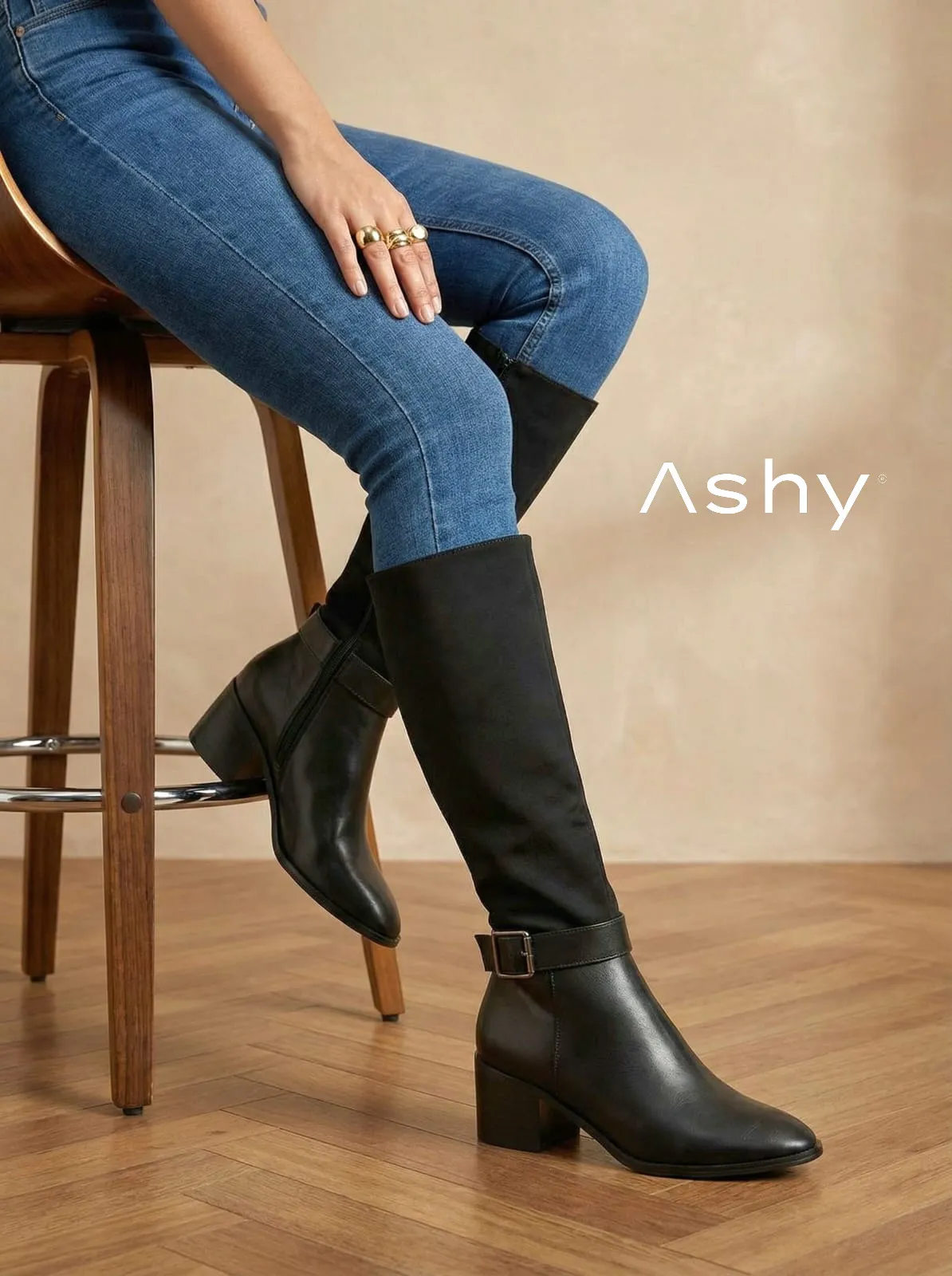 جزمة كعب متوسط