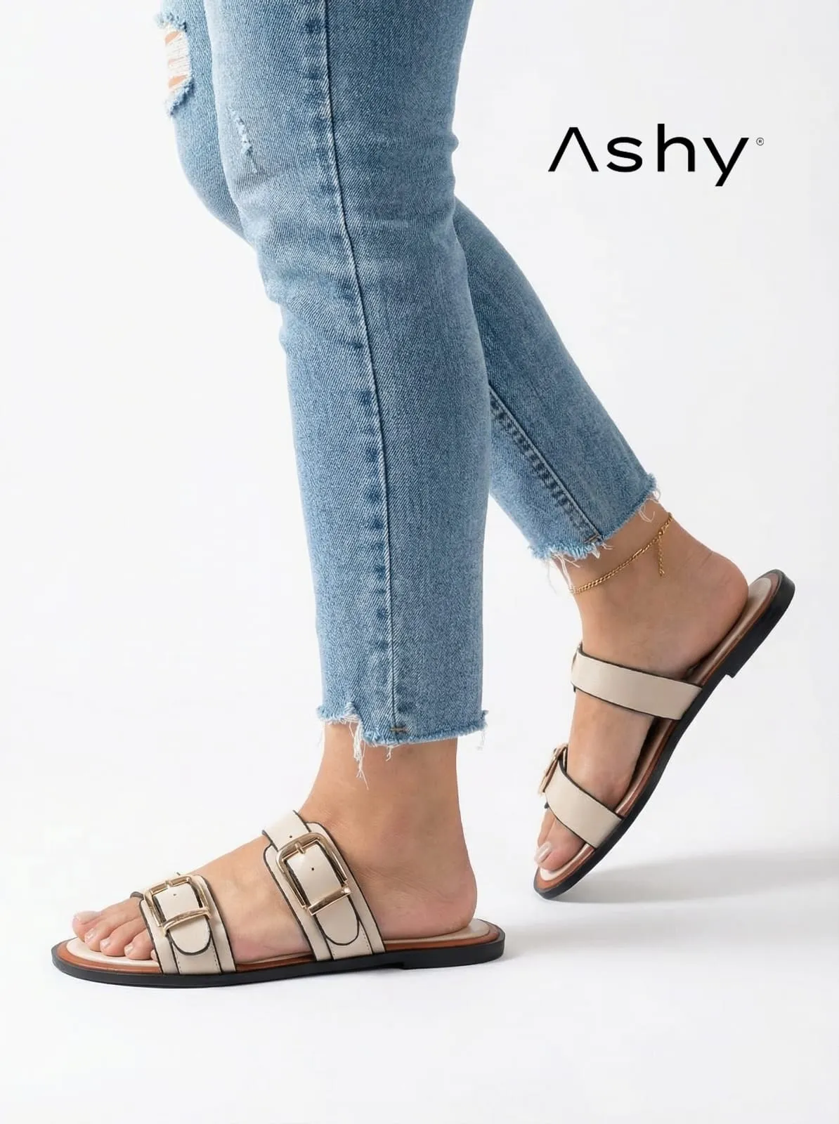 حذاء جلدي مع مشبك نسائي بطريقة عصرية