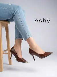 حذاء جلد عالي الكعب 1