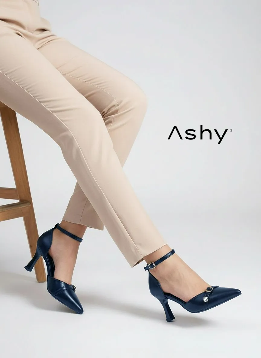 حذاء كعب عالي مع حزام