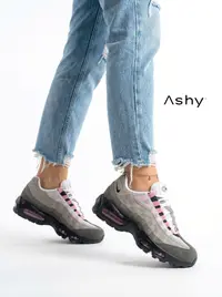 حذاء رياضي نسائي 3